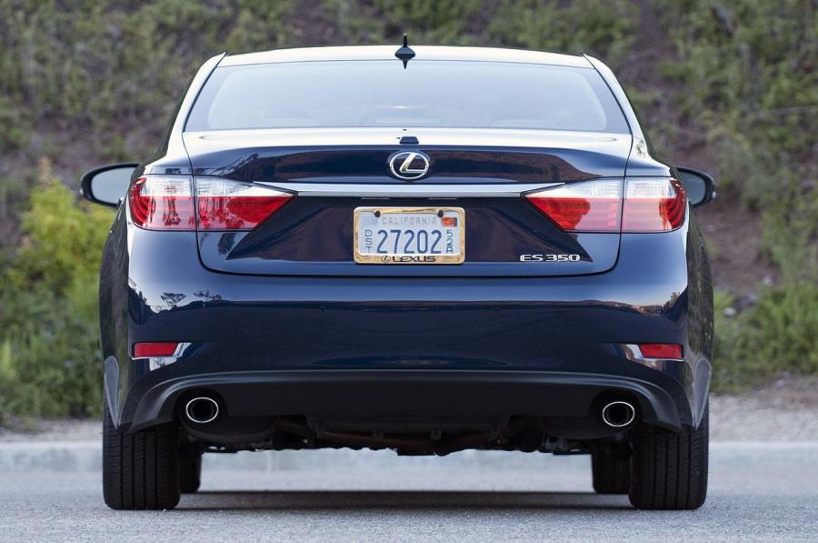  Lexus ES350 2013 года  (фото 9 из 64)